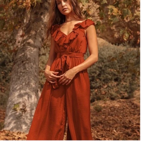 Lulus Pants - NWT Lulus Here For The Frills Wide Leg Jumpsuit
